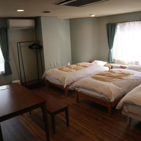 J-Hoppers Beppu Guesthouse ジェイホッパーズ別府ゲストハウス מראה חיצוני תמונה