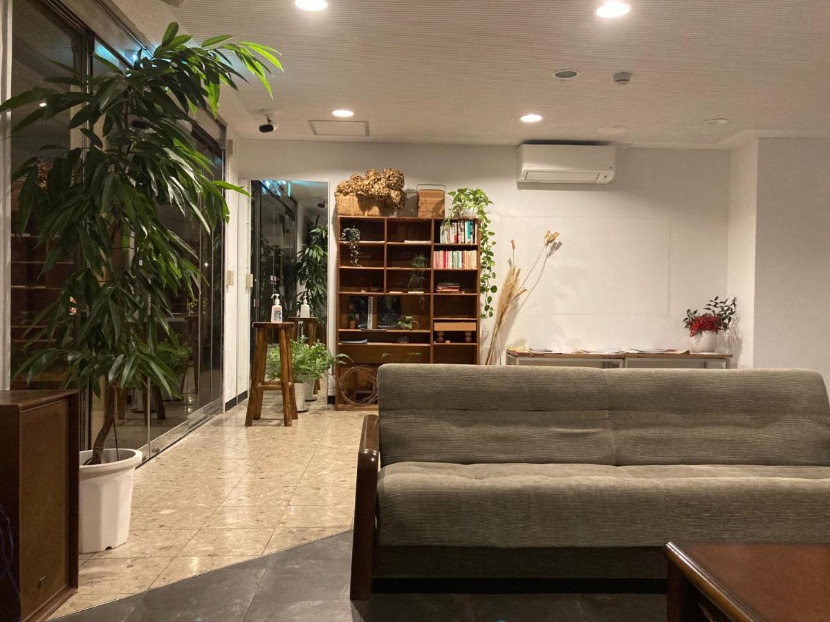 J-Hoppers Beppu Guesthouse ジェイホッパーズ別府ゲストハウス מראה חיצוני תמונה